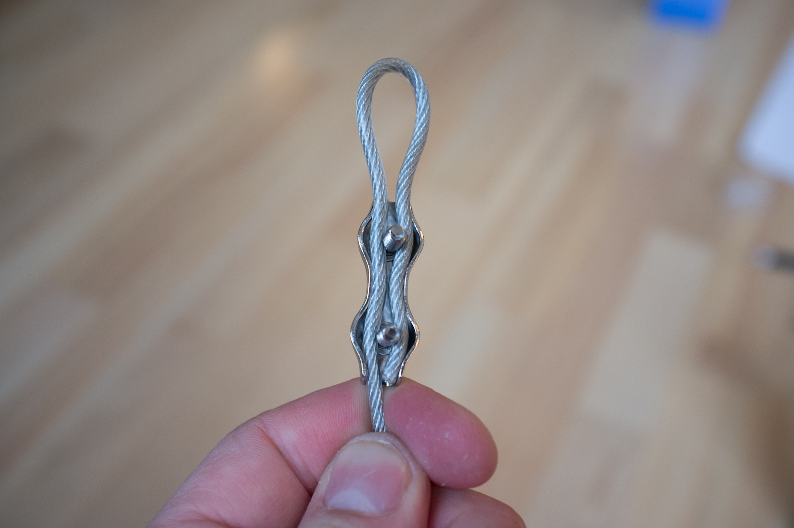 Wire loop