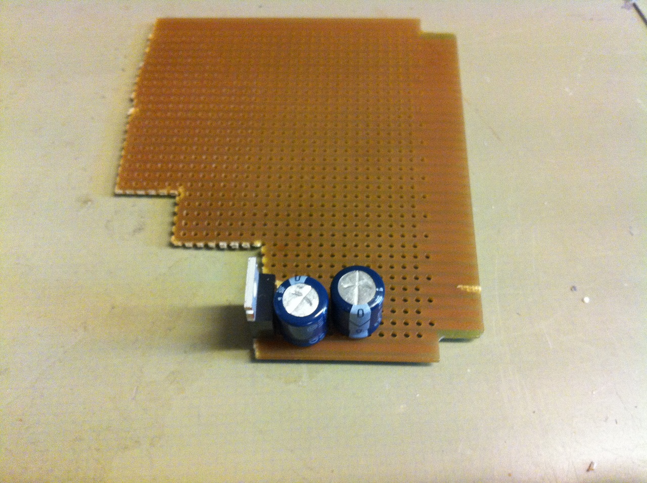 Linear Regulator with caps